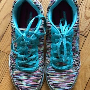 Women’s Skechers shoes size 8